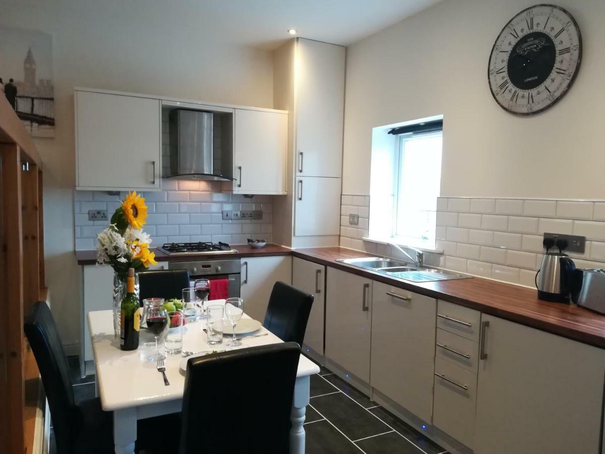 Stunning, 2 Bedroom, Ground Floor Apartment, Uplands, سوانسي المظهر الخارجي الصورة